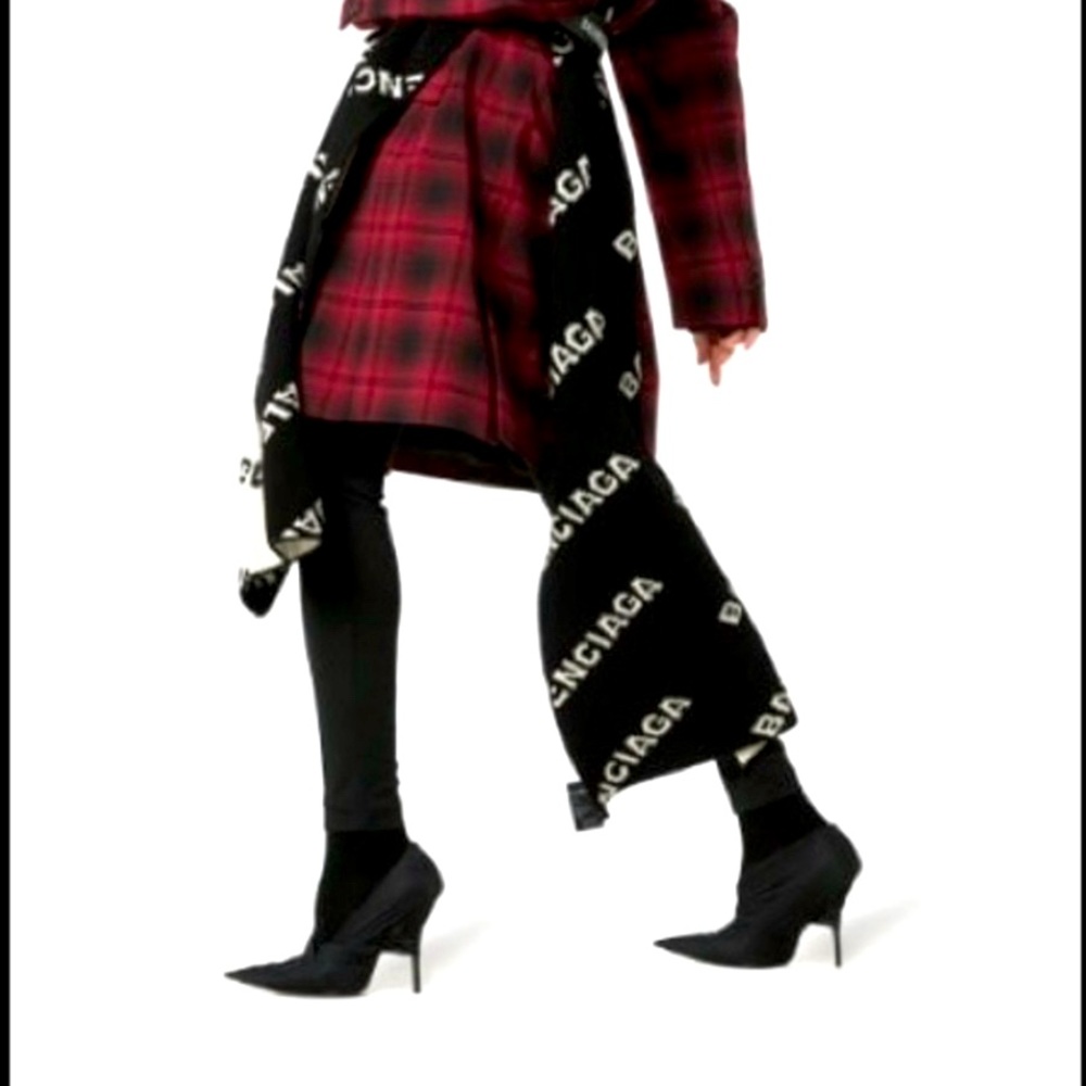 NEW Balenciaga Drape Knit Rare Design Pumps